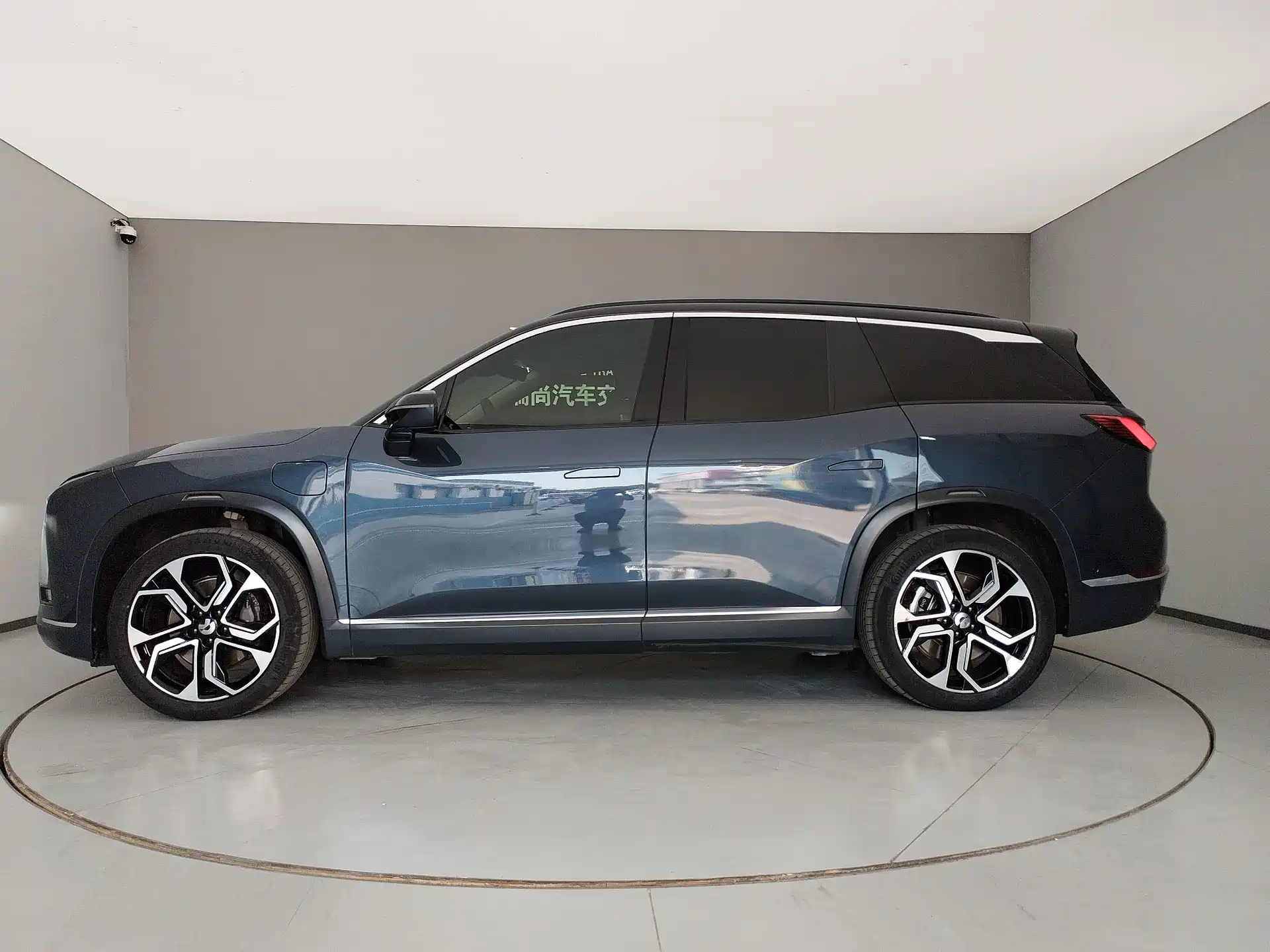 Фото 8 - NIO ES8