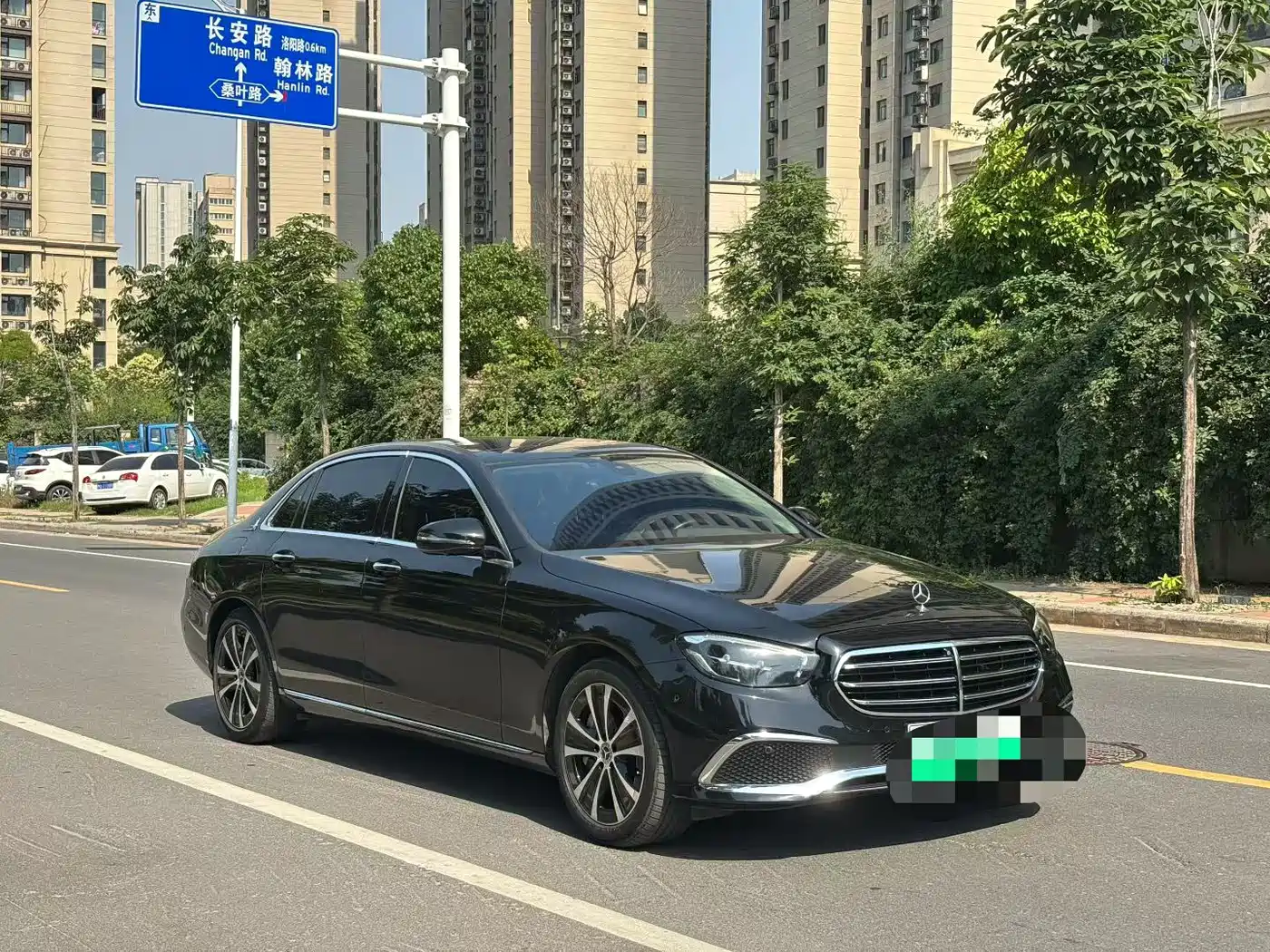 Mercedes-Benz E-Class New Energy 2023 E 350 e L Plug-in Hybrid Sedan