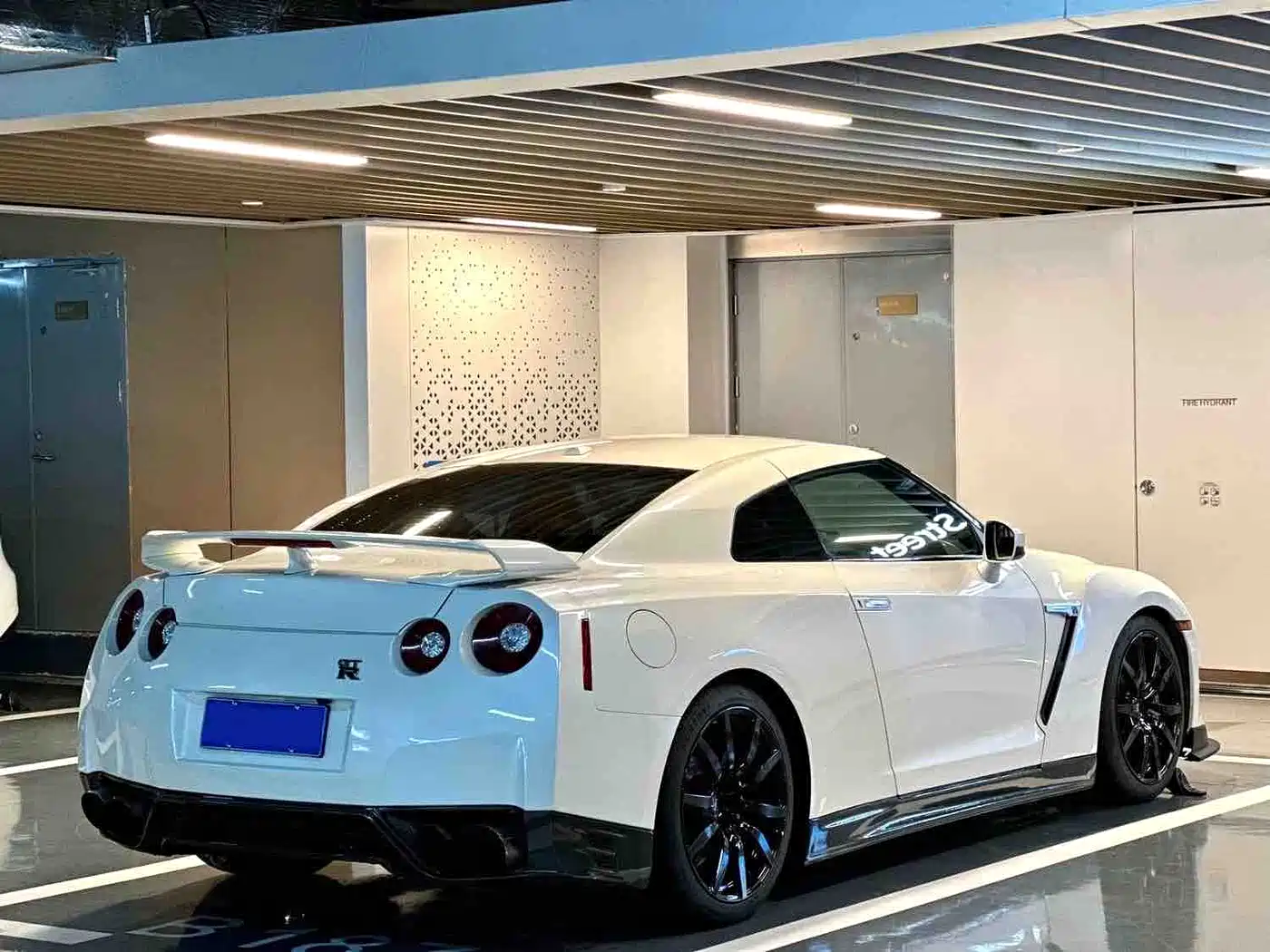 Nissan GT-R 2011 2012 3.8T Premium Edition
