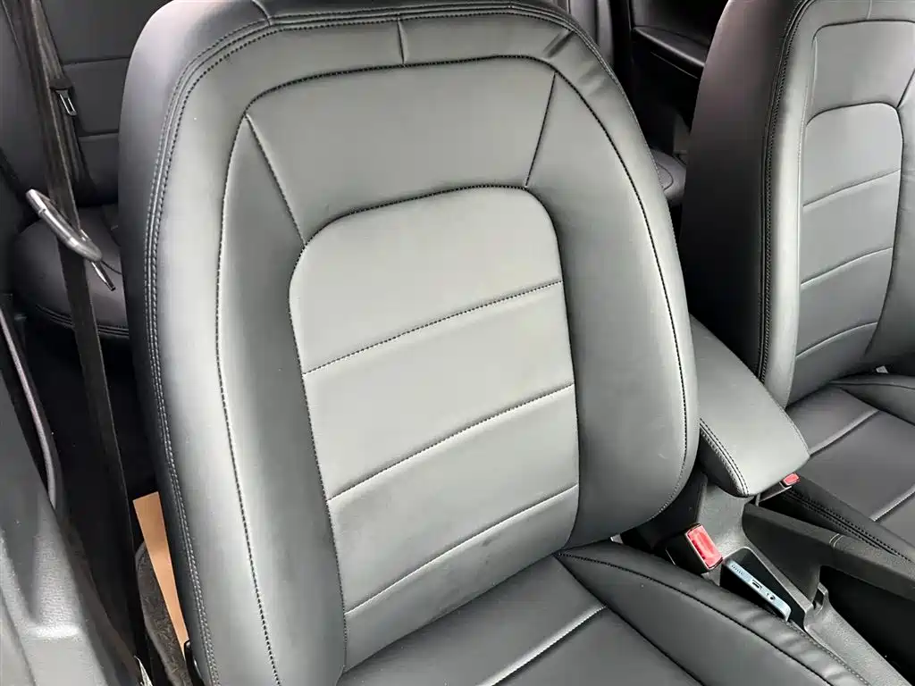Volkswagen Bora 2015 Quality Edition 1.6L Automatic Fashion фото 22