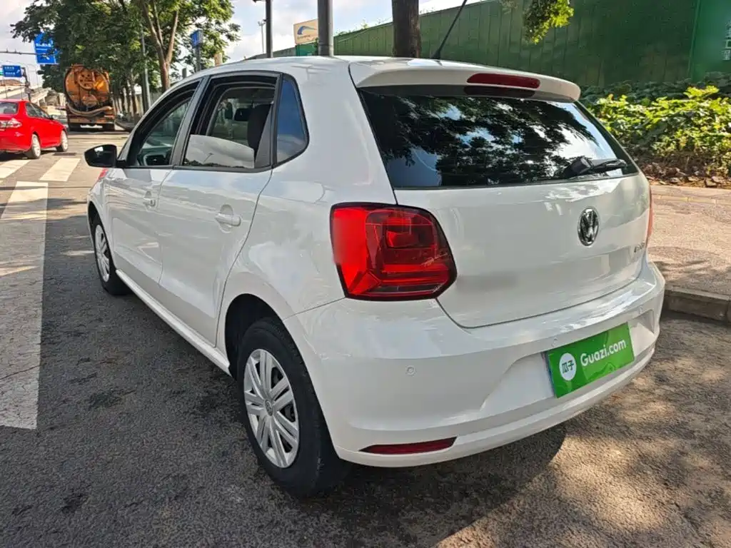 Volkswagen Polo 2015 2016 1.4L Manual Trend