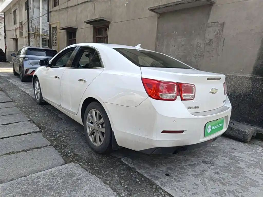 Chevrolet Malibu 2014 2.0L Automatic Luxury фото 5