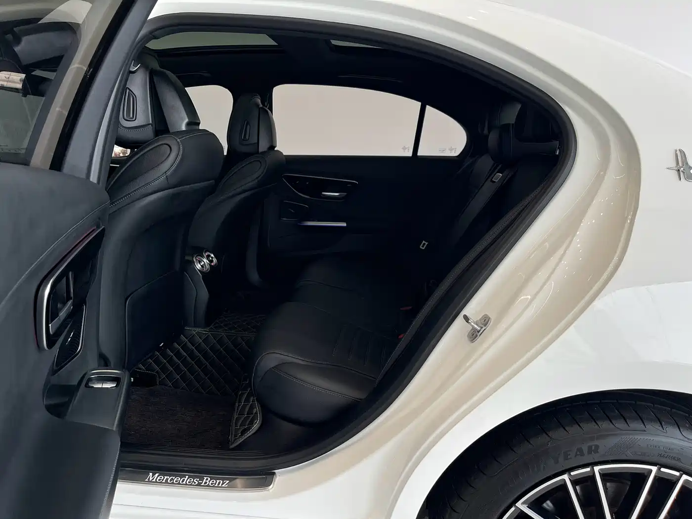 Mercedes-Benz C-Class 2024 C 260 L Sport фото 16