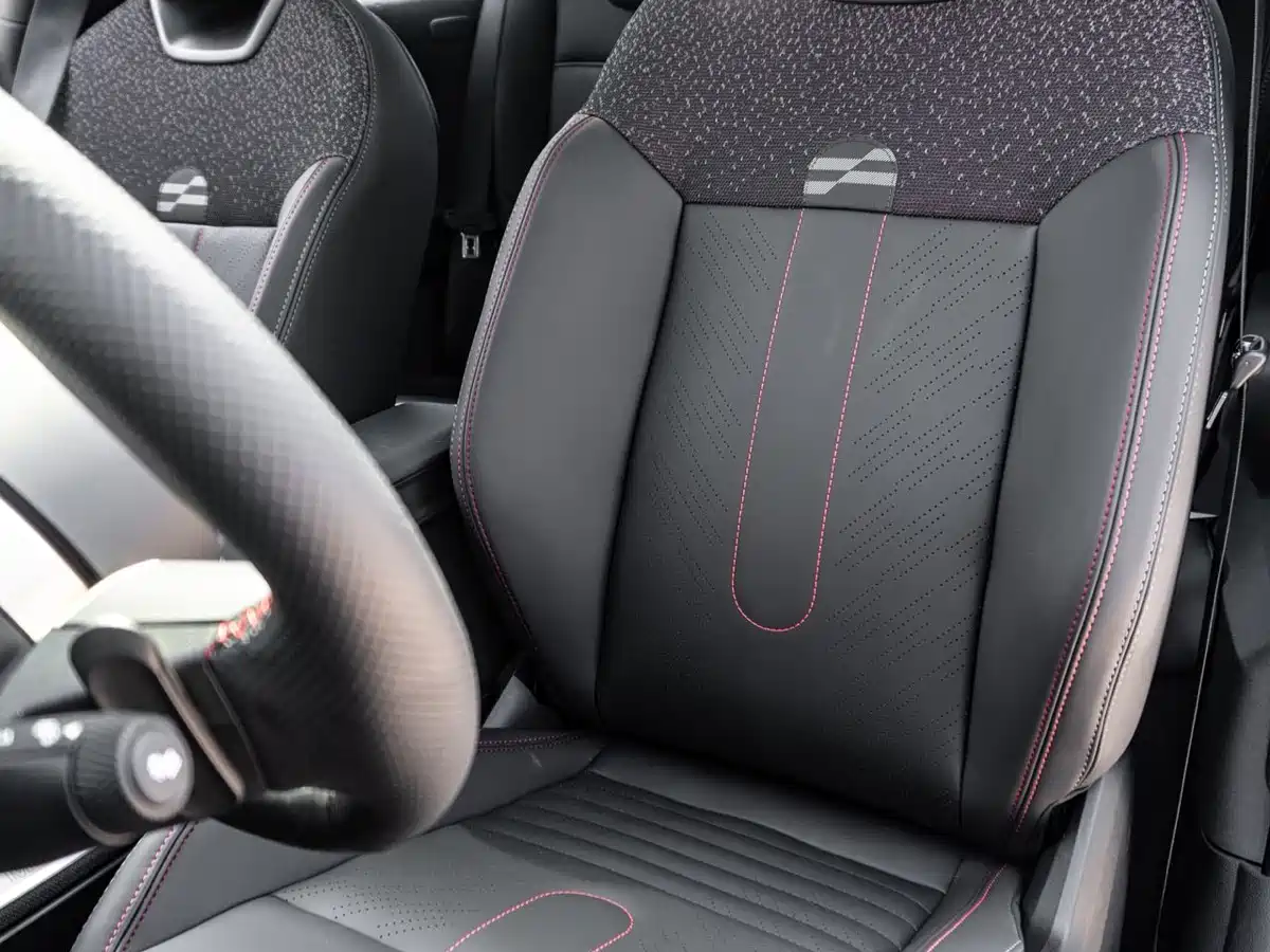 MINI JCW 2025 JOHN COOPER WORKS фото 10