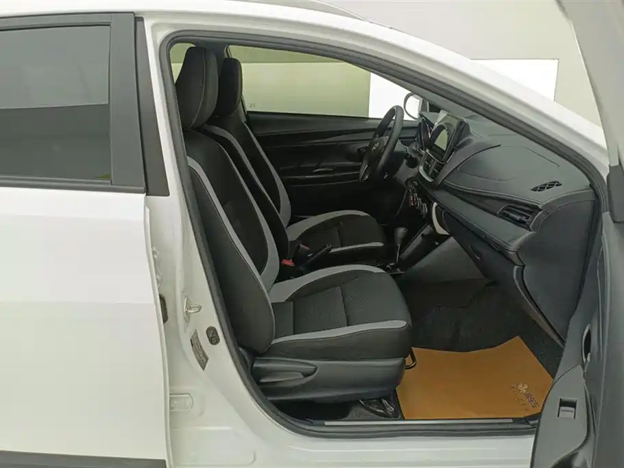 Toyota YARiS L Zhi Xuan 2022 Zhi Xuan X 1.5L CVT Leading PLUS Edition фото 8
