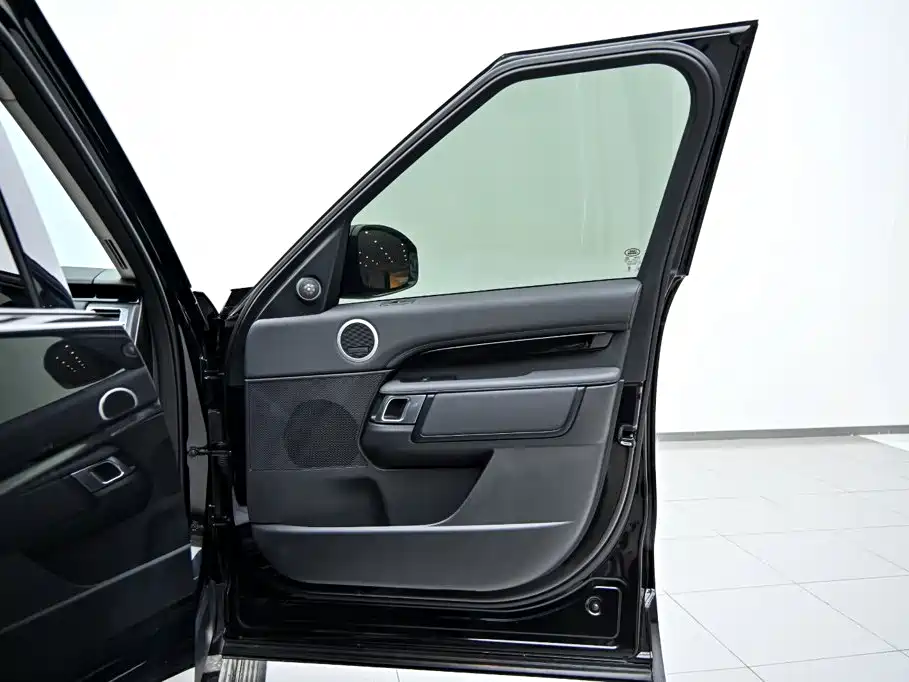 Land Rover Discovery 2024 2024 Model 360PS S