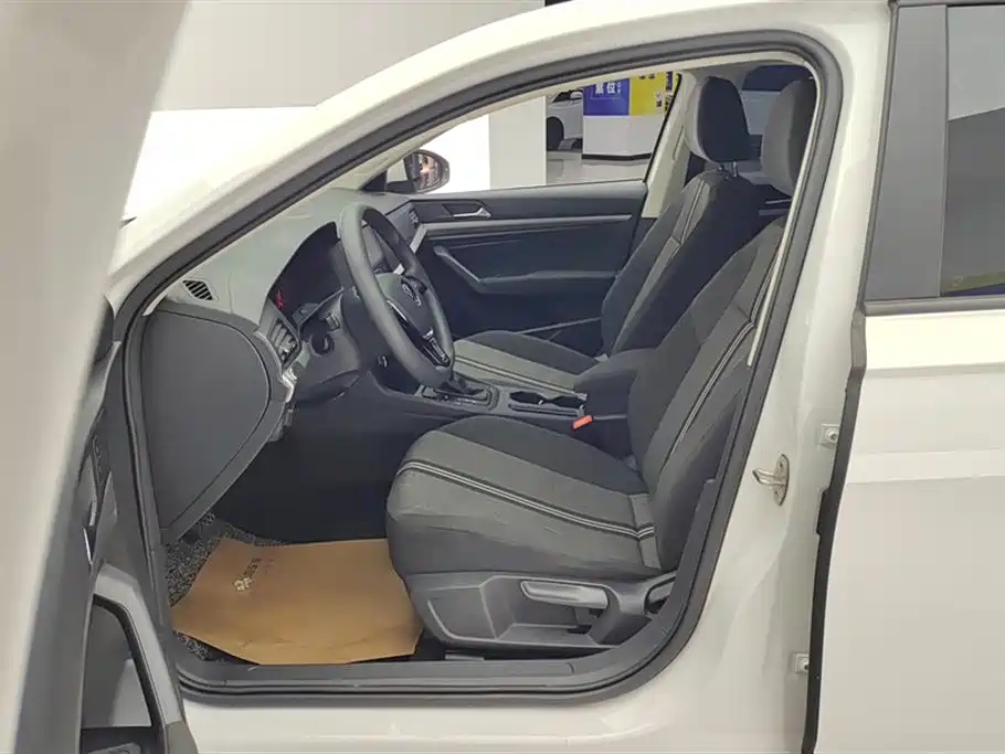 Volkswagen Lavida 2022 1.5L Auto Trend Edition фото 9