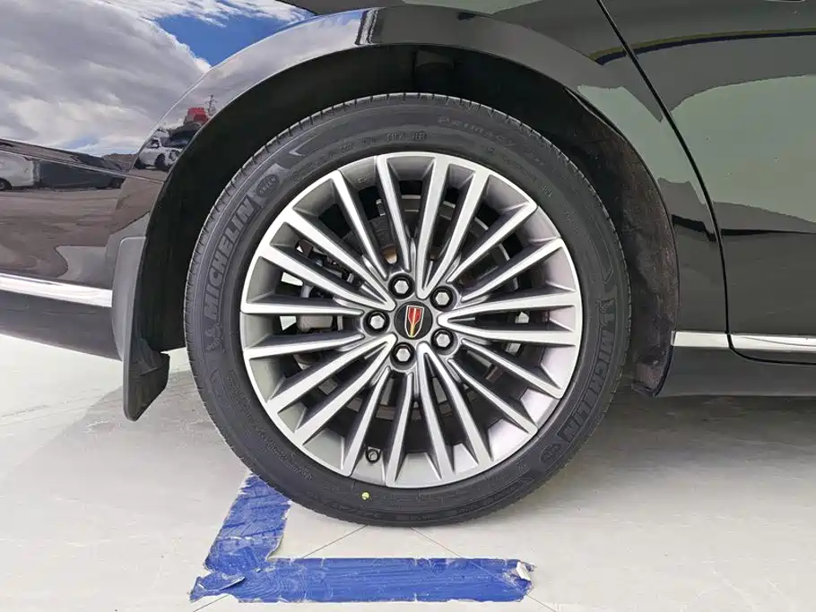 Hongqi H9 2020 2020 2.0T Smart Connection Qi Chang Edition