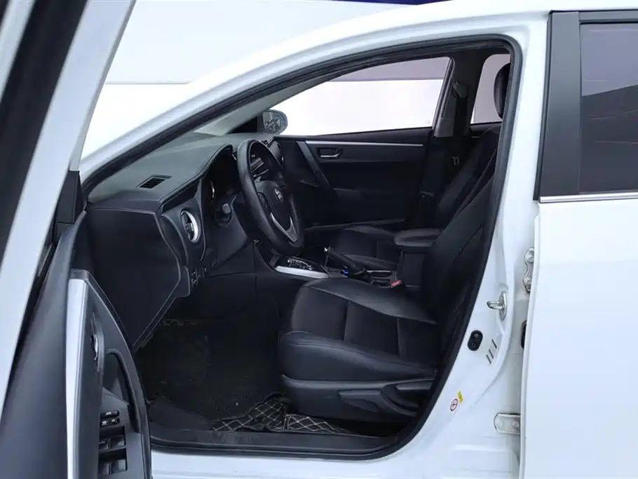 Toyota Corolla 2017 Facelift 1.2T S-CVT GL фото 9