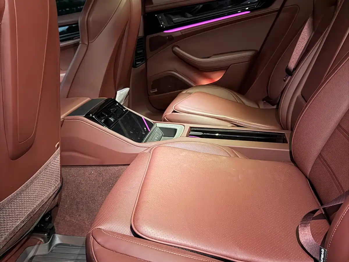 2026 Porsche Panamera