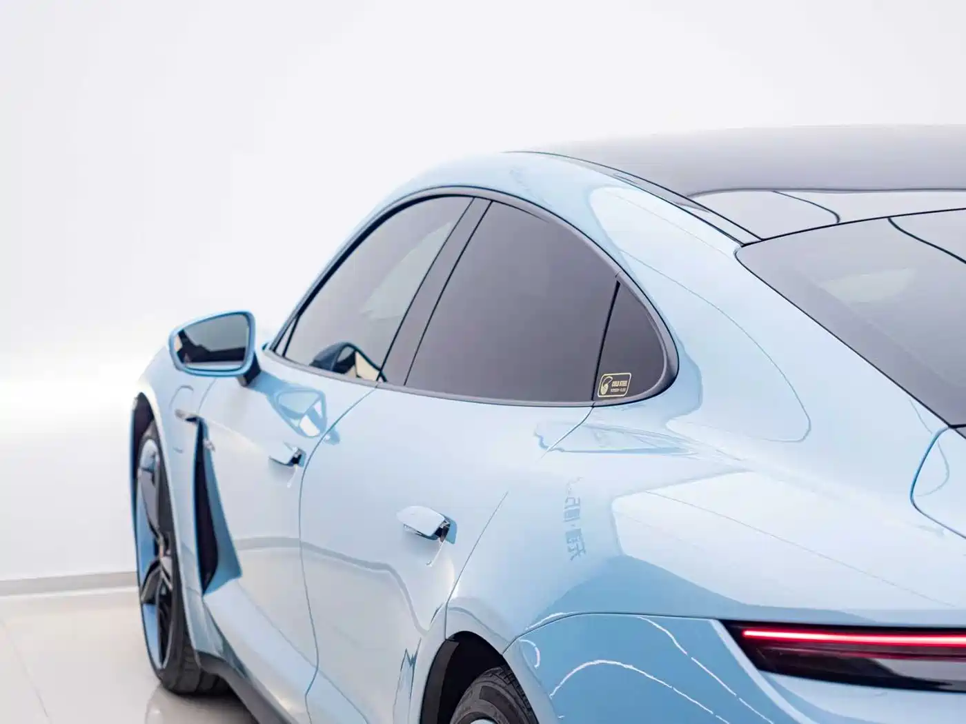 Porsche Taycan 2019 Taycan 4S фото 5