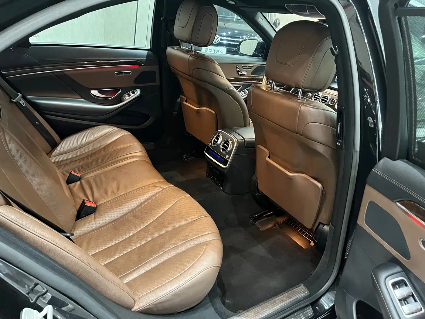Mercedes-Benz S-Class 2014 S 320 L Business фото 18