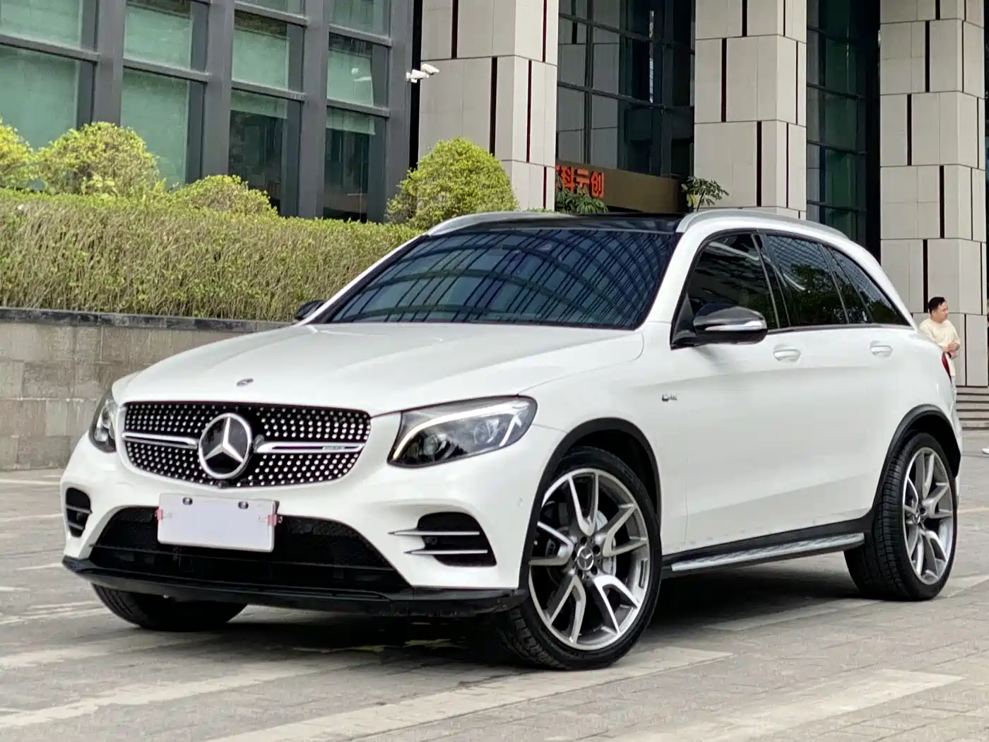 Mercedes-Benz GLC AMG 2017 AMG GLC 43 4MATIC Special Edition