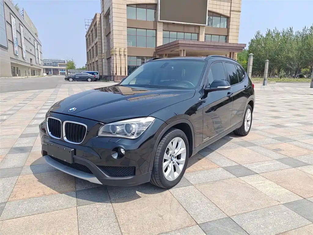 BMW X1 2013 sDrive18i Leading