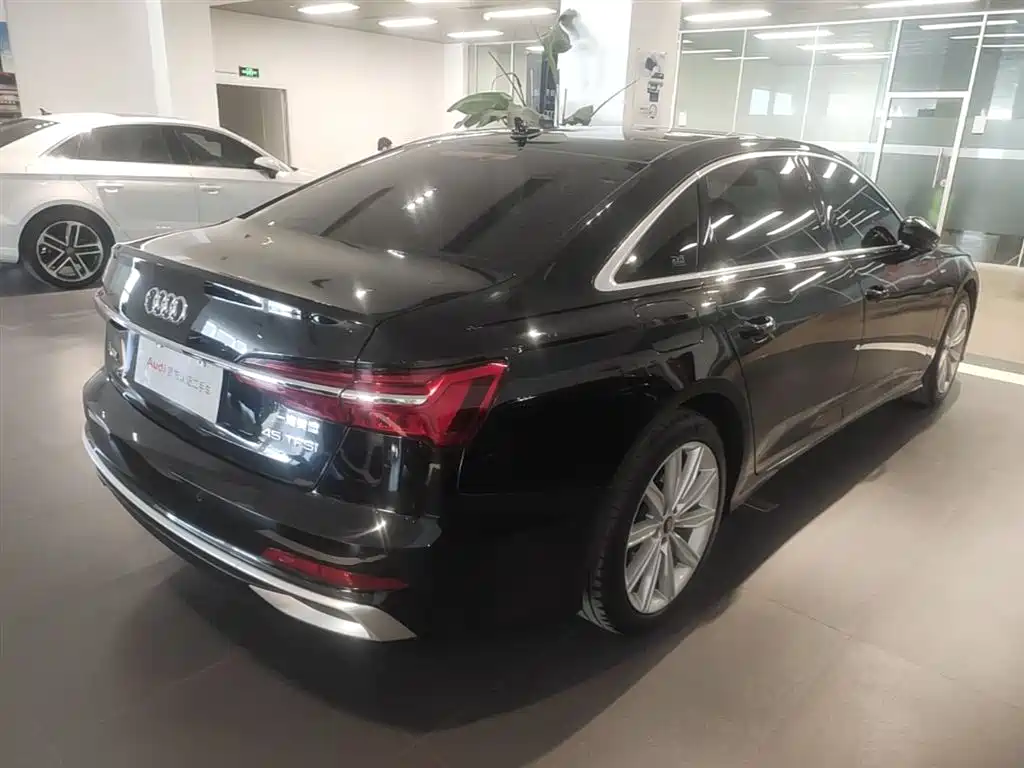 Audi A6L 2023 Facelift 45 TFSI Premium Dynamic фото 12