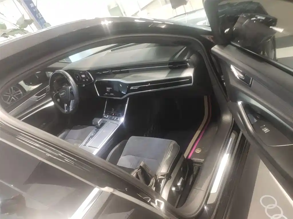 Audi A6L 2023 Facelift 45 TFSI Premium Dynamic фото 11