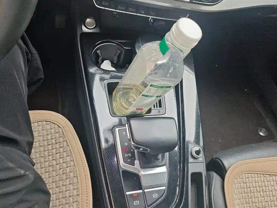 Audi A4L 2020 40 TFSI Luxury Dynamic фото 16