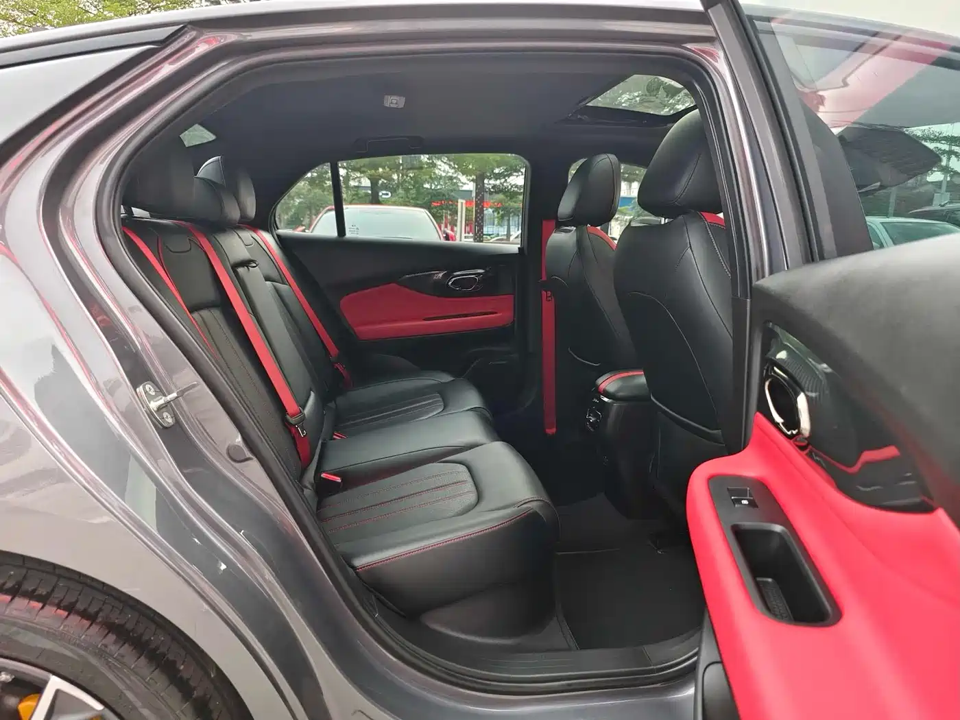 GAC Trumpchi Trumpchi Emkoo 2021 270T DCT J16 Edition фото 15