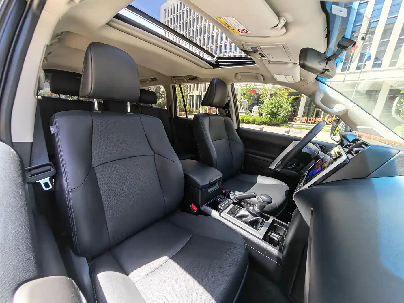 Toyota Prado 2018 3.5L Auto TX-L фото 15