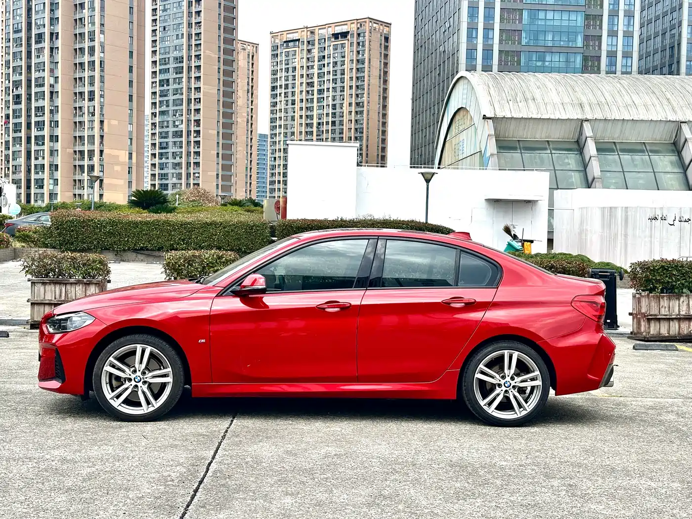 BMW 1 Series 2020 Model 125i Leading M Sport Package фото 4
