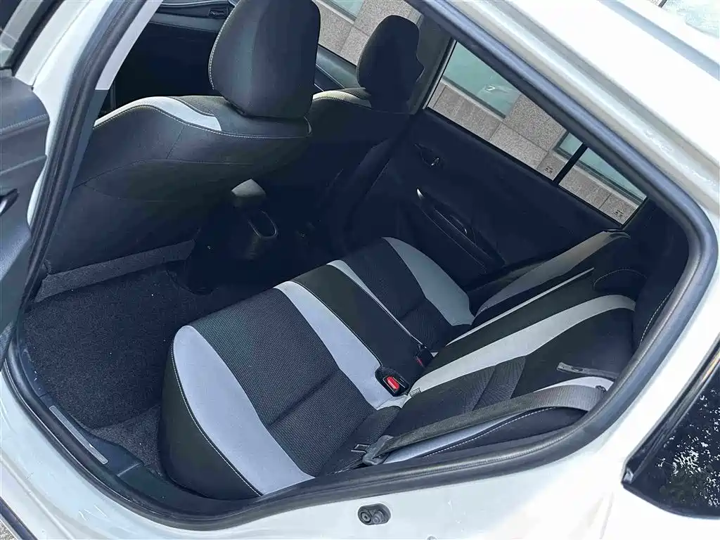 Toyota Yaris, миниатюра 6