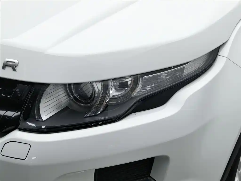 Land Rover Range Rover Evoque (Import) 2013 2.0T 5-door Dynamic Edition фото 7
