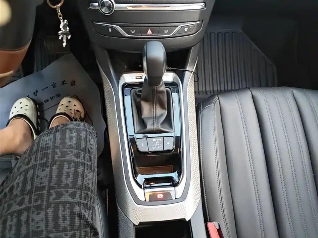 Peugeot 408 2019 350THP Automatic Luxury Edition China V фото 14