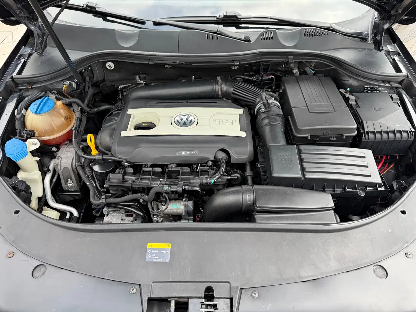 Volkswagen Magotan 2015 2.0TSI Luxury фото 16
