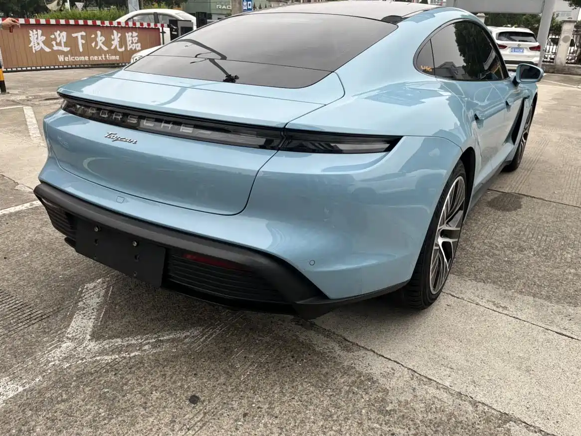 Porsche Taycan 2020 Taycan фото 13