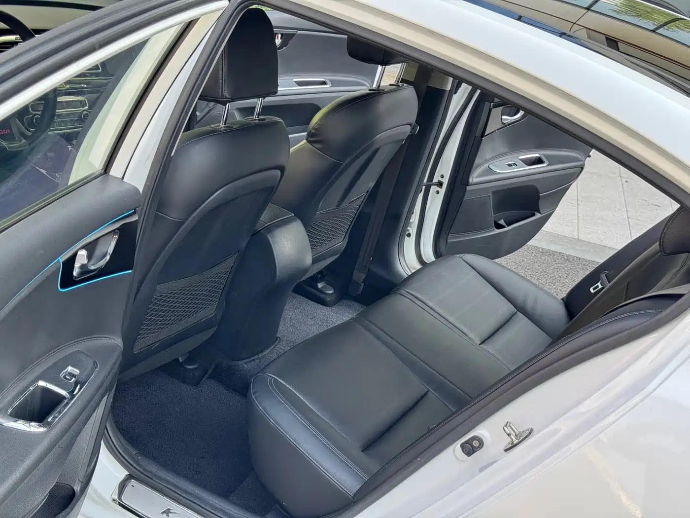 Kia K4 2014 1.8L Automatic GLS фото 15