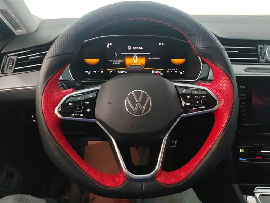 Volkswagen Magotan 2023 2 Million Units Anniversary Edition 330TSI DSG Leading Type фото 15