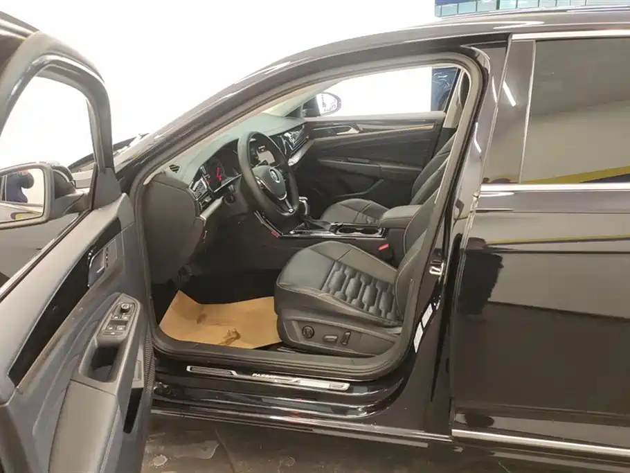 Volkswagen Passat 2020 330TSI Elite Edition China VI фото 9