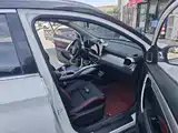 Фото 20 - Geely Coolray