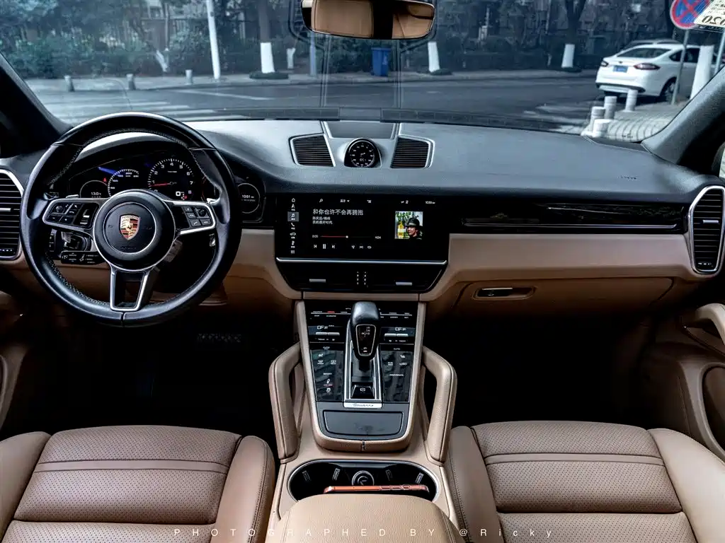 Porsche Cayenne 2018 Cayenne 3.0T фото 3
