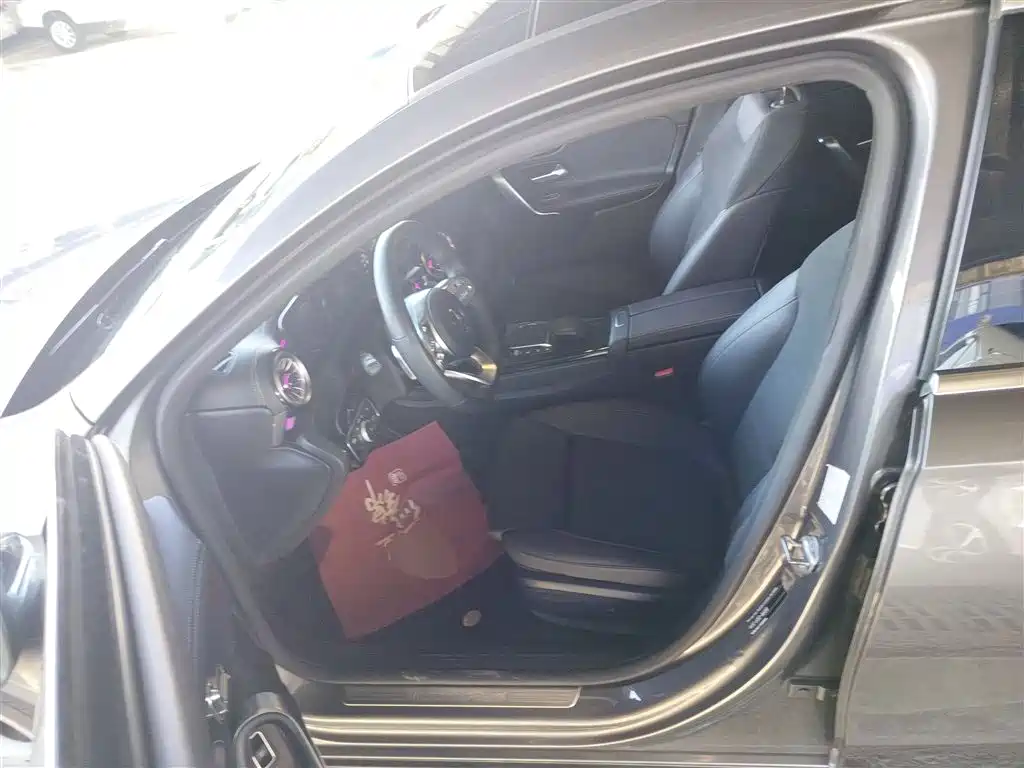MERCEDES-BENZ CLASS A