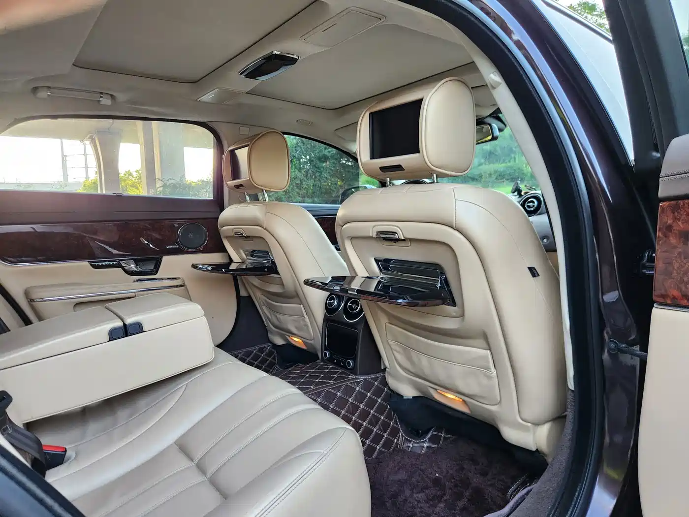 Jaguar XJ 2013 2013 XJL 3.0 SC Panorama Business Edition