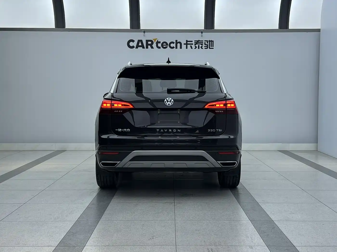 Volkswagen Tayron 2021 330TSI 2WD Luxury Smart Connect Edition фото 3