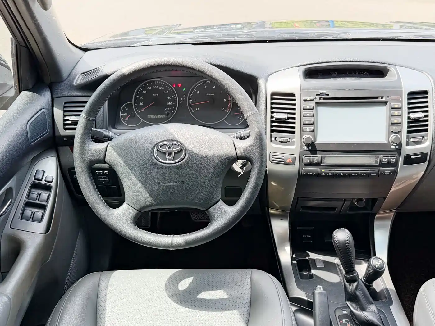 Toyota Prado (Import) 2004 GX 2.7 Automatic фото 9