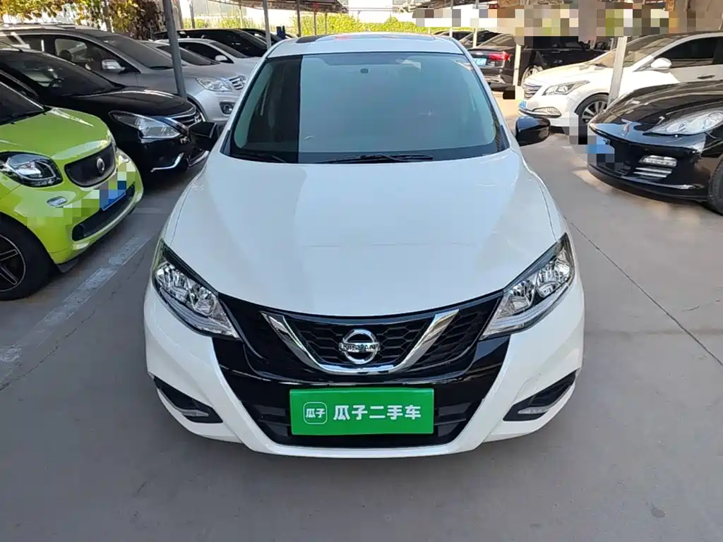 Nissan Tiida 2023 2021 1.6L CVT Cool Edition