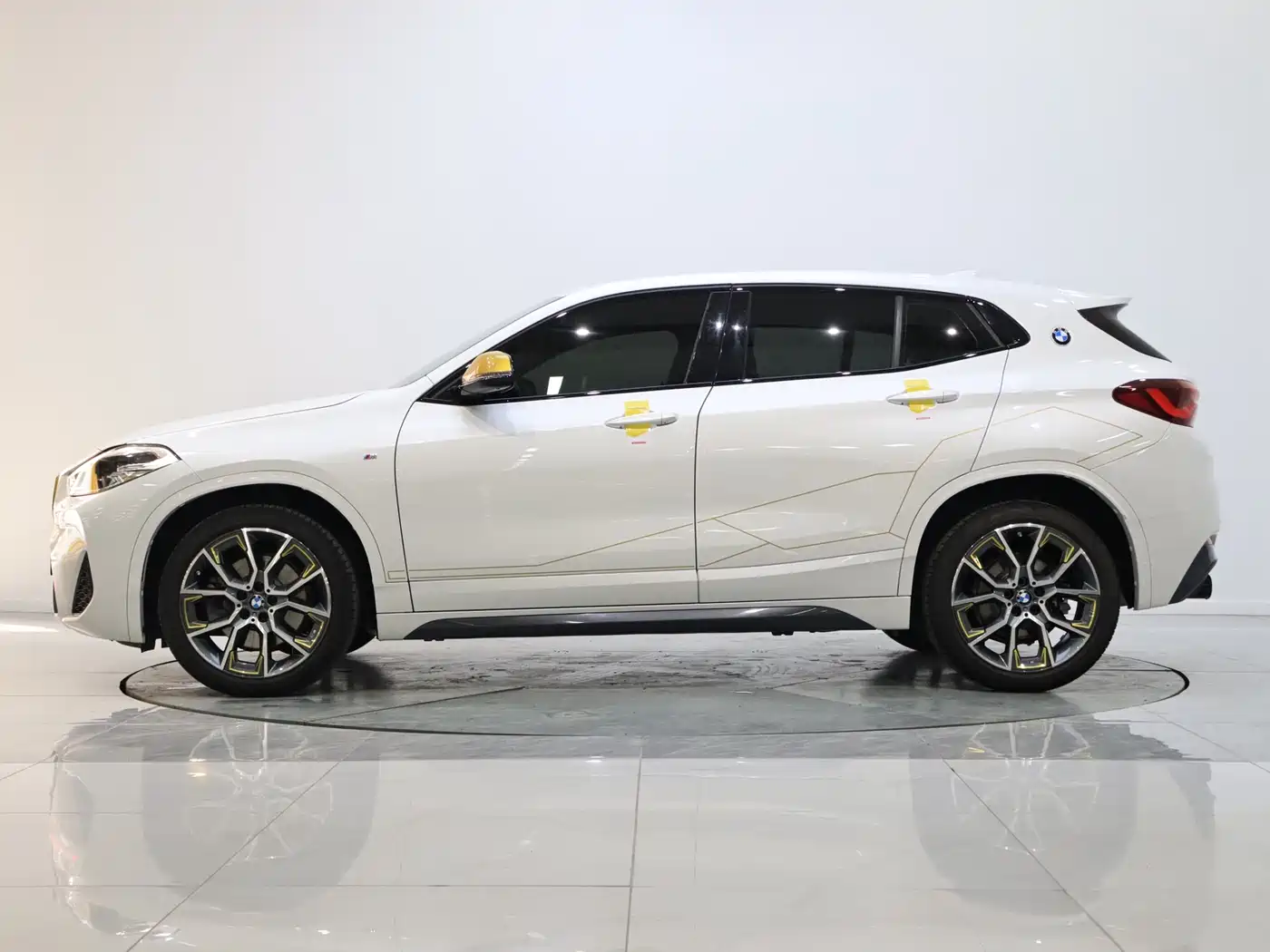 BMW X2 2023 sDrive 25i Radiance Edition фото 6