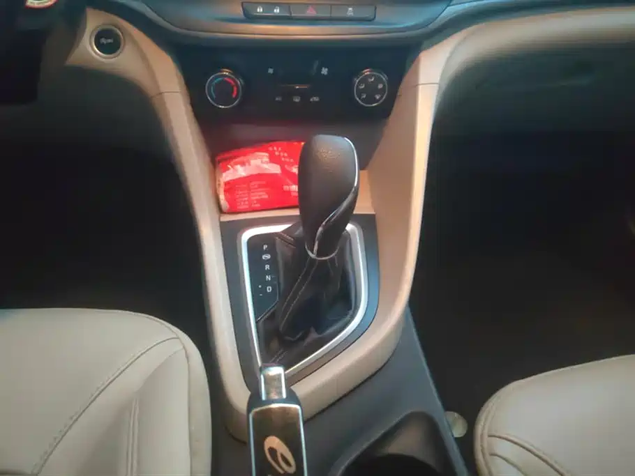 Buick Excelle 2017 15N Automatic Elite фото 16