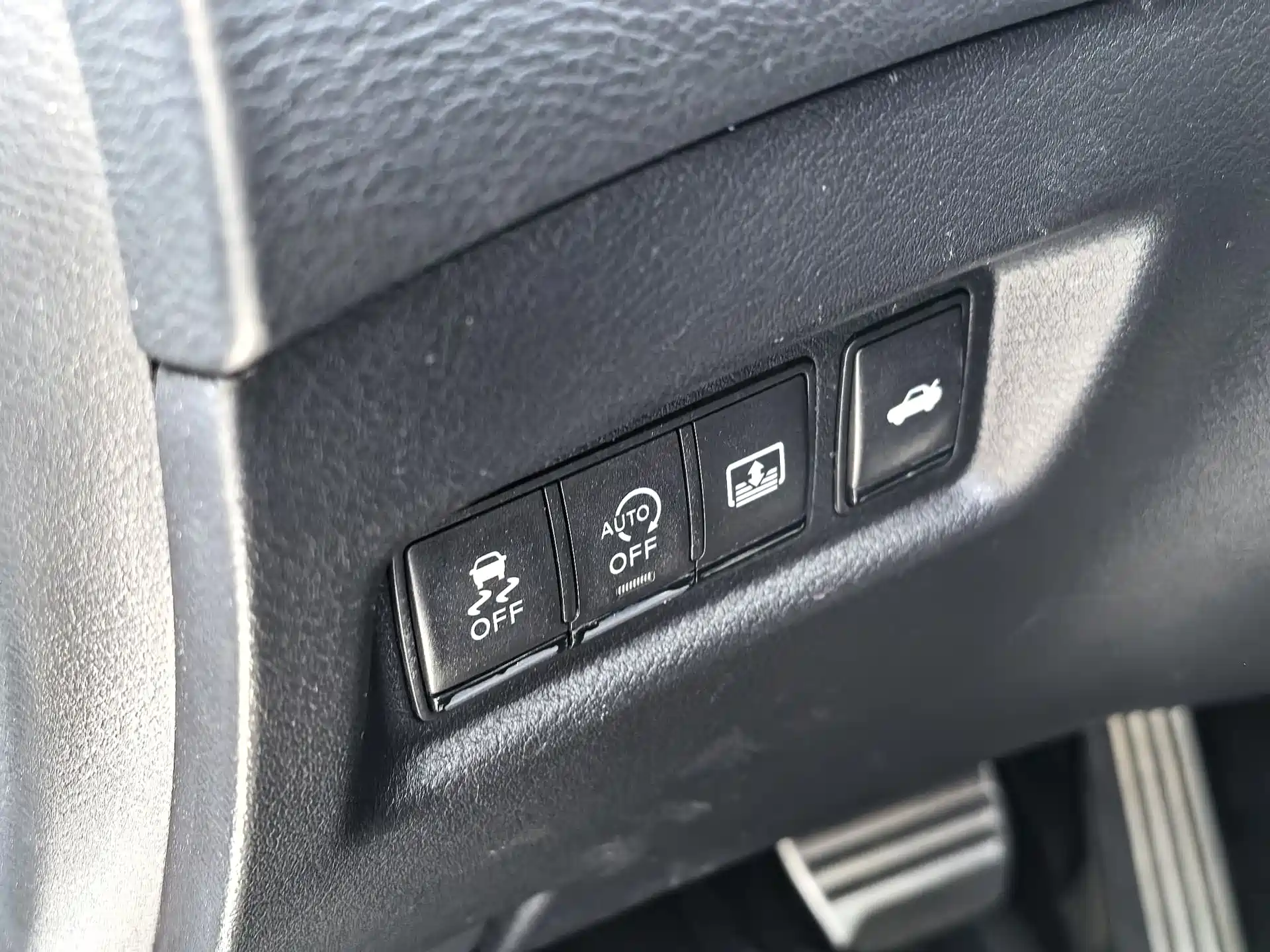 Фото 25 - Infiniti Q50L
