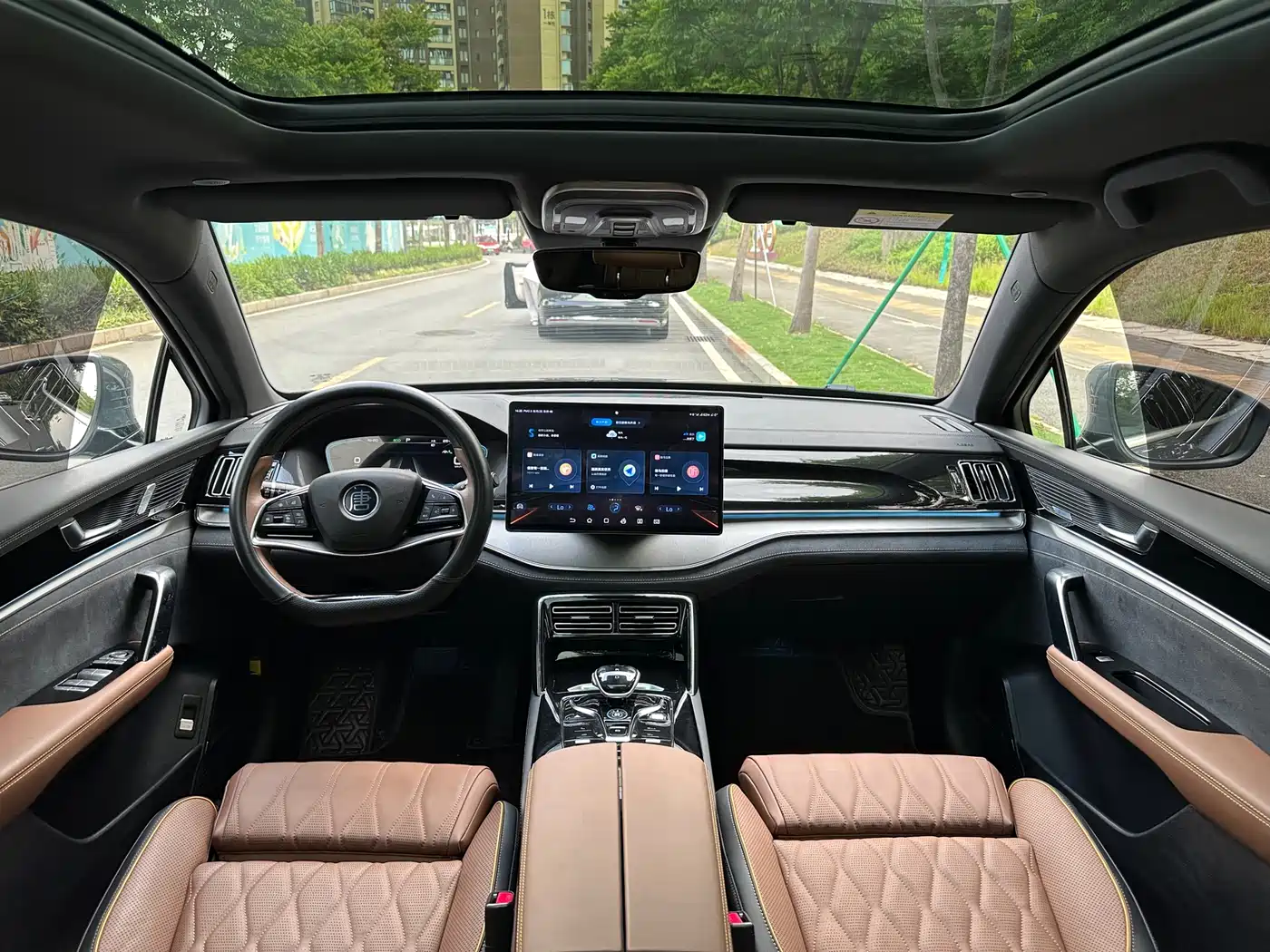 BYD Tang New Energy 2021 DM-i 112KM Honor фото 11