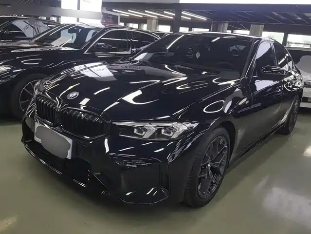 BMW 3 Series 2025