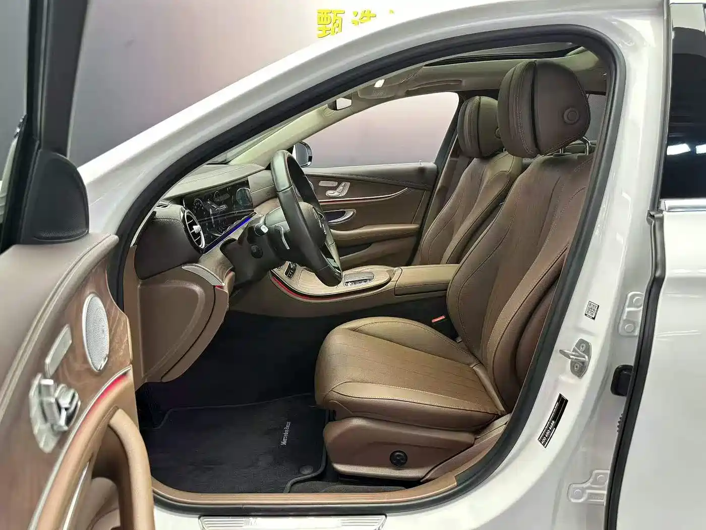 Mercedes-Benz E-Class 2021 E 300 L Luxury фото 6