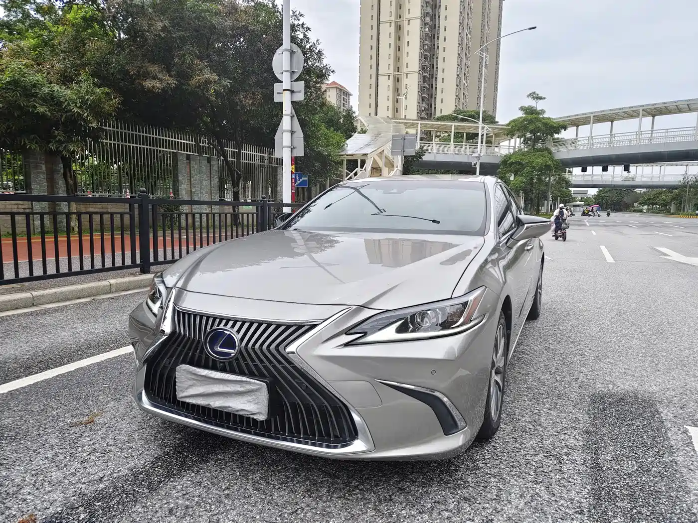 Lexus ES 2020 Model 300h Excellence Edition