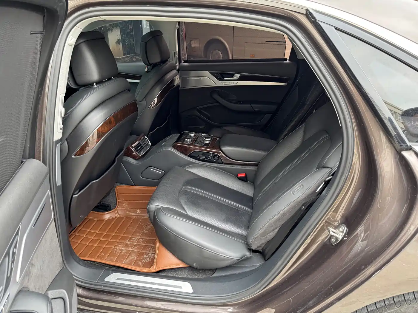 Audi A8 2013 A8L 50 TFSI quattro Luxury фото 6