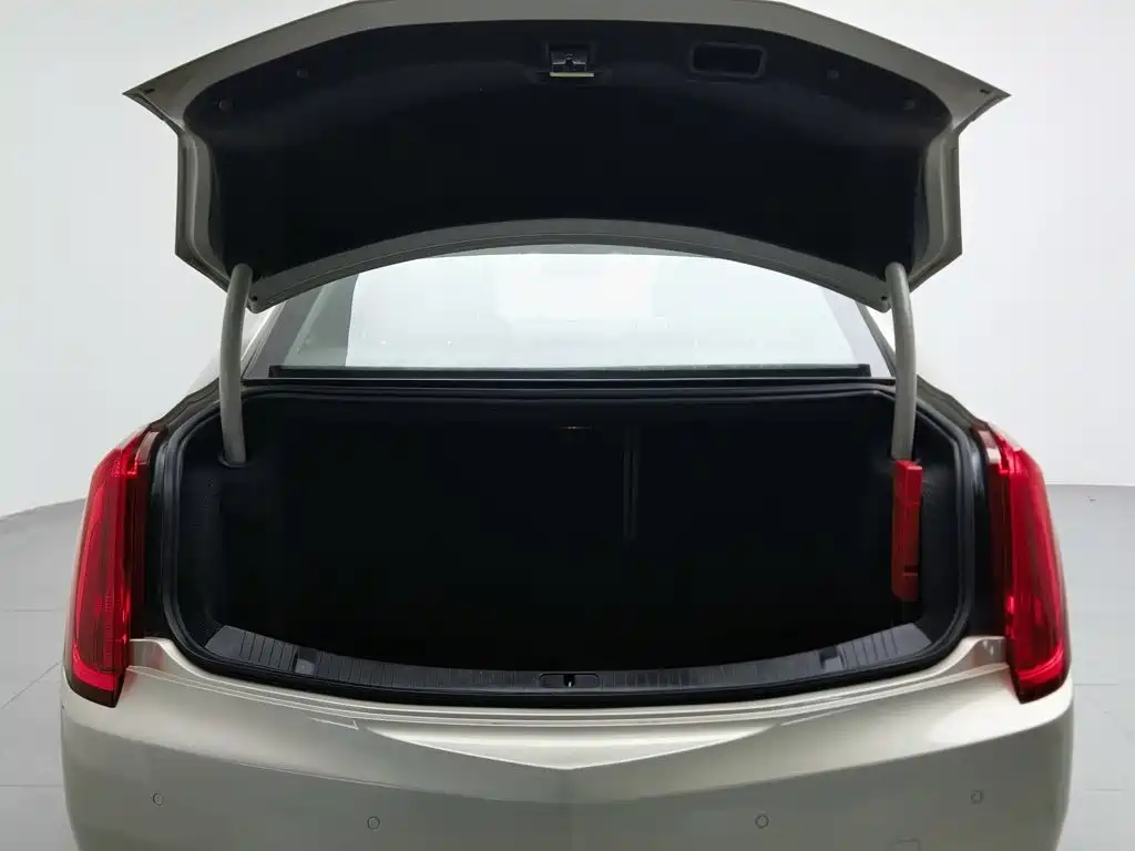 Photo 16 - Cadillac XTS