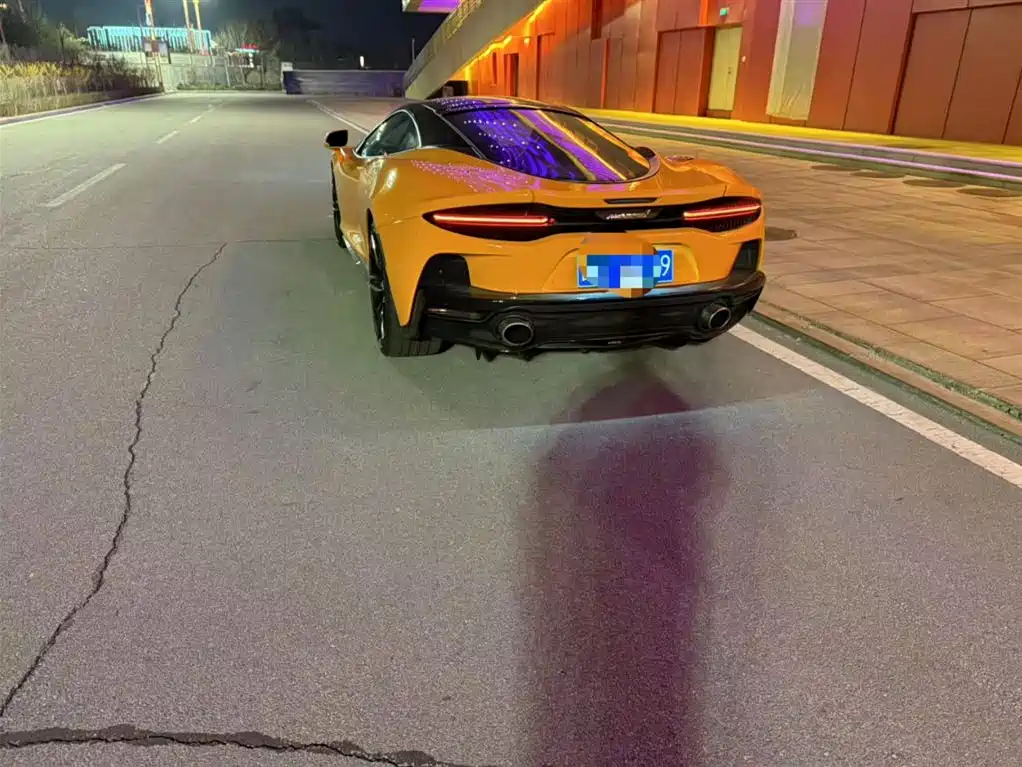 McLaren GT 2023 2023 4.0T Standard Model
