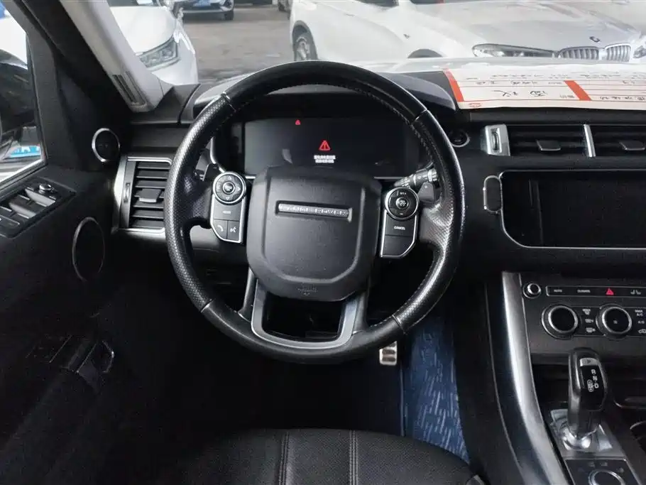 Land Rover Range Rover Sport 2016 Model 3.0 SC V6 HSE DYNAMIC фото 15